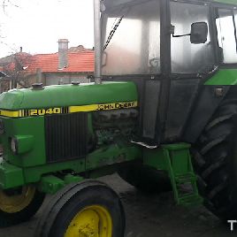 John Deere 2040