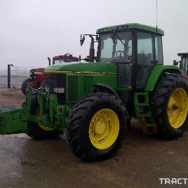 John Deere 7700