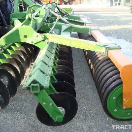 Pázsitnyírók Amazone Catros 6001