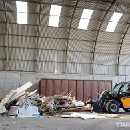 cargador GIGANTE modelo 4548 Tendo