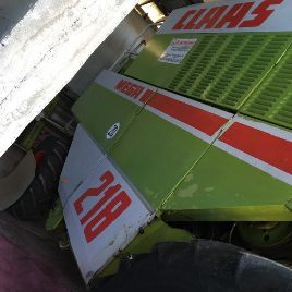 Claas Mega 218