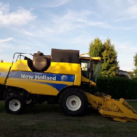 Combine harvester New Holland CSX7040fs chassis 281660018