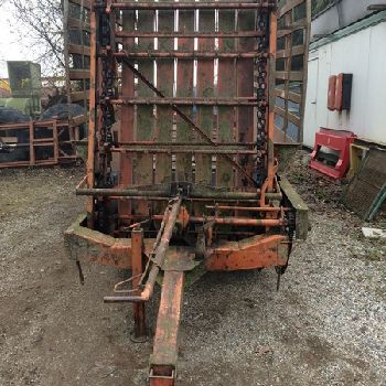 CARRIAGE AUTOCARICANTE IRONS