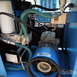 EKOMAK SPRĘŻARKA ŚRUBOWA 3KW 420L/MIN