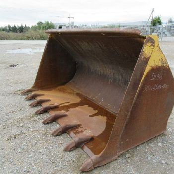 Komatsu WA480 shovel "SN944