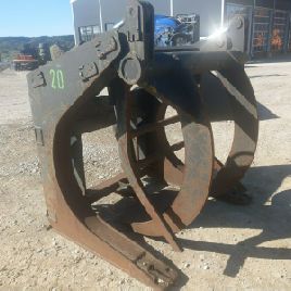 Pince Volvo en bois avec hydr. agrafe