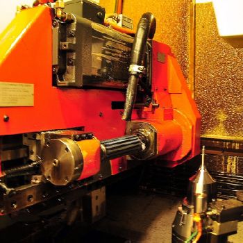 Hobbing and slotting machine - combines LIEBHERR LCC 150