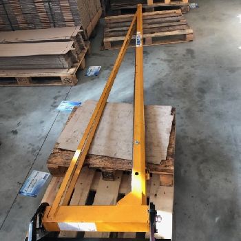 Crane system Abus columns and wall mounted crane