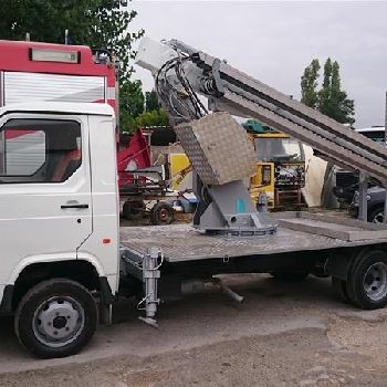 Truck mounted platform CELA T18