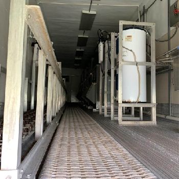 Utility INSULATED 48'X102