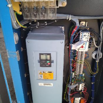 Air Whortington RLR 30V 8 compressor with dryer