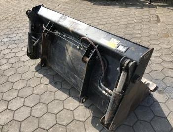 Gripper blade with teeth and welded edge suitable for TL100