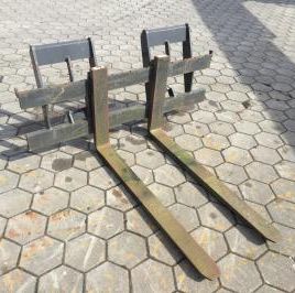 Pallet forks 1200 mm pas. NH W80 / Bobcat