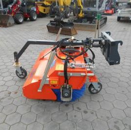 Tuchel broom type Plus 590