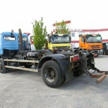 MAN F90 18.232 F Roll-off tipper Atlas