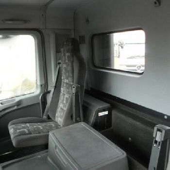 Mercedes-Benz Actros 2646 LS tractor unit