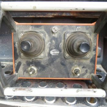 MAN F2000 26.403 FL hook lift with crane radio