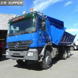 Mercedes-Benz Actros 3344AK 6x6 camión de volteo con cuatro ruedas Meiller
