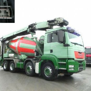MAN TG-S 32.360 8x4 concrete mixer conveyor 17m
