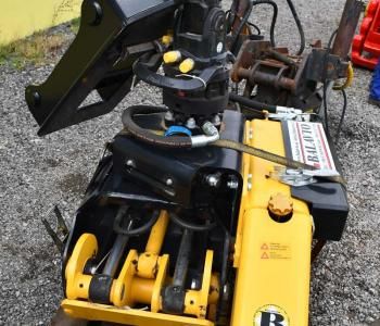 Grab for logs with saw HSP Gripen 035HD