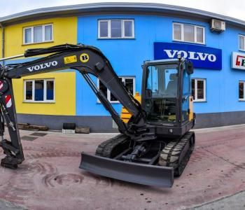 Compact excavator Volvo EC55C