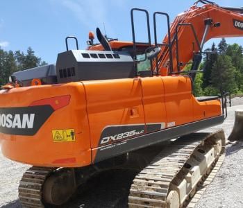 Crawler excavator Doosan DX235 NLC-5