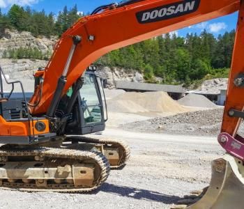Crawler excavator Doosan DX235 NLC-5