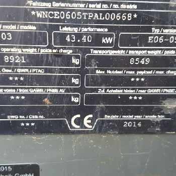 Neuson 8003 RDV - adjustable boom