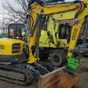 Neuson 8003 RDV - adjustable boom