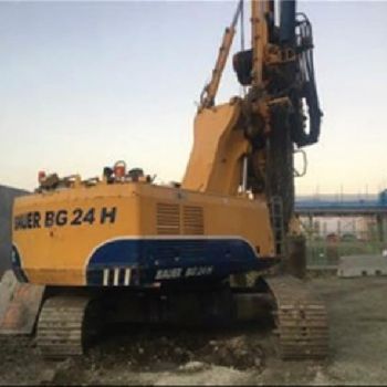 Bauer rotary drilling rig / drilling rig BG 24 H