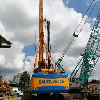 Bauer Drilling Rig BG 28-V