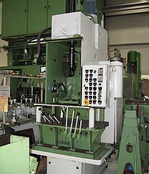 Honing Machine - Internal - Vertical Gehring Z 350-125