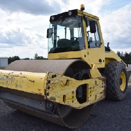Bomag BW 213 D-4