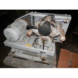 B11830 | Compresor de compresor de pistón de aire comprimido Boge 1500 L / min 10 bar 11 Kw utilizado