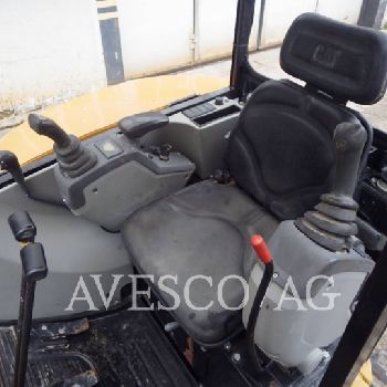 CATERPILLAR 302.7D CR