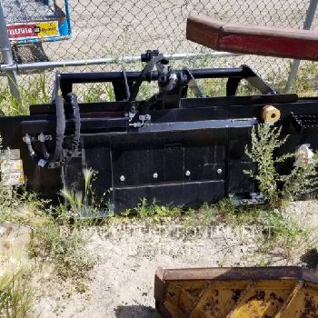 CATERPILLAR 74.IN.UTILITY.GRAPPLE.BUCKET