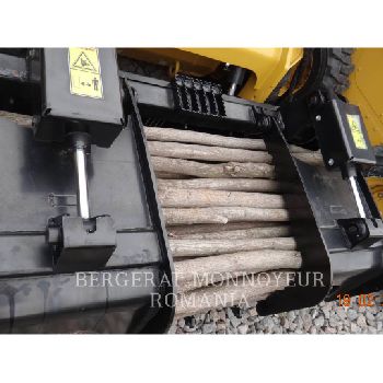 CATERPILLAR RAKE