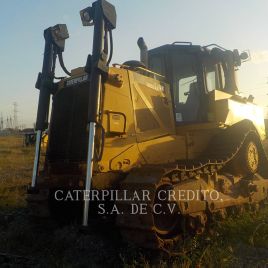 CATERPILLAR D8T