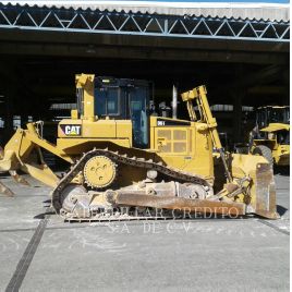 CATERPILLAR D6T