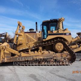 CATERPILLAR D8T