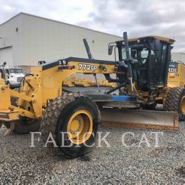 JOHN DEERE 772GP