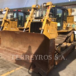 CATERPILLAR D6T
