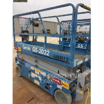 GENIE INDUSTRIES GS2032EE