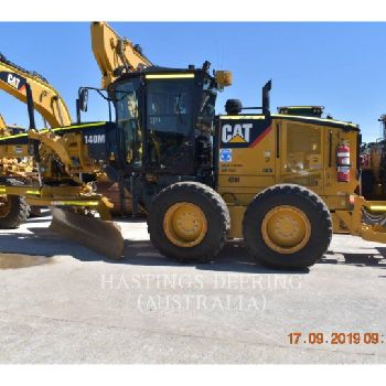 CATERPILLAR 140M