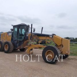 CATERPILLAR 12M2