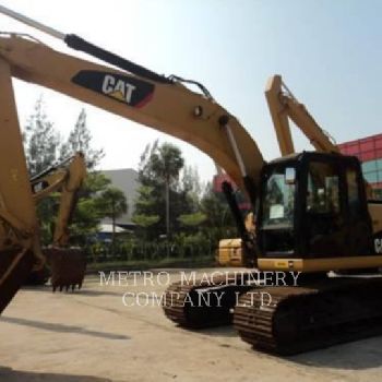 CATERPILLAR 320DGC