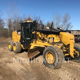 CATERPILLAR 140M2 AWD4