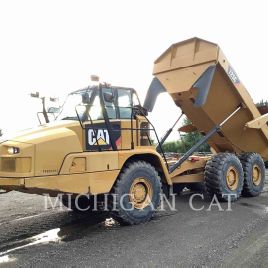 CATERPILLAR 725C T
