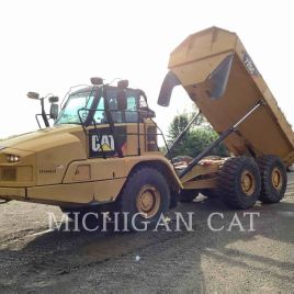 CATERPILLAR 725C T