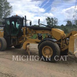 CATERPILLAR 140M2 AWD4